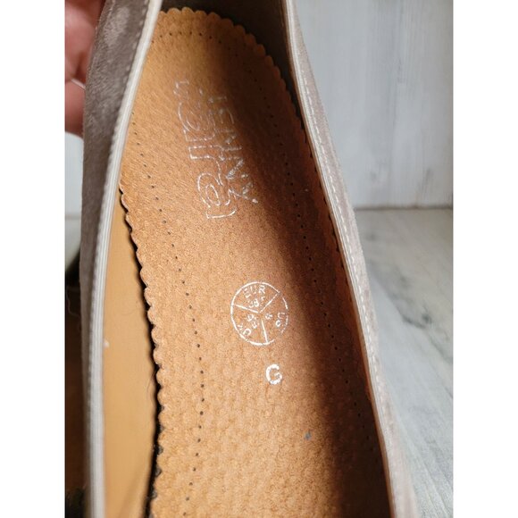 Jenny by ara US 8 tan pom pom flats women's shoe - Picture 4 of 7